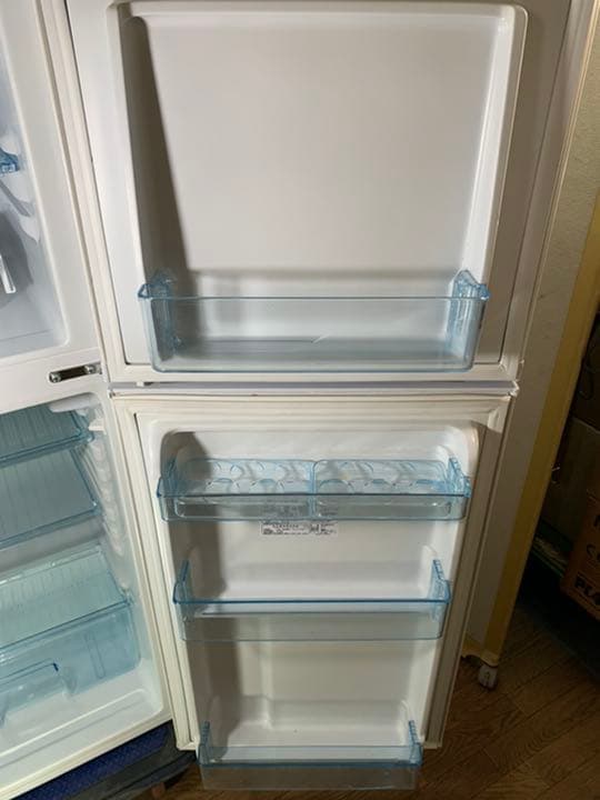 アビテラックス  冷凍冷蔵庫　138L  2017年製　AR-143E