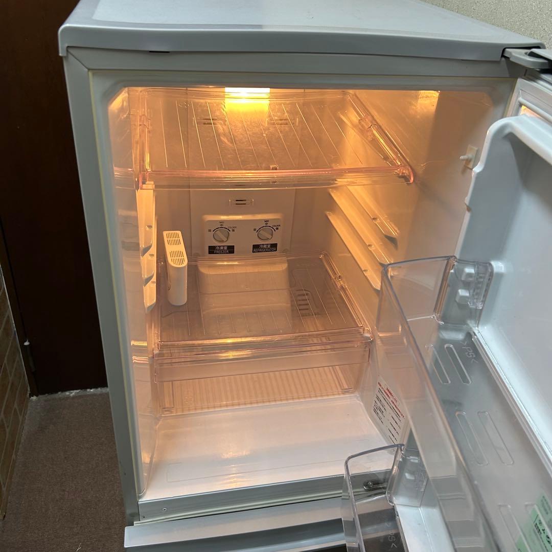 <引取り> MITSUBISHI 三菱 MR-P155-S 冷蔵庫 146L