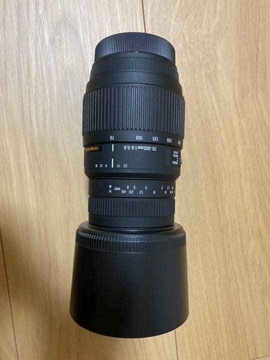 値下げSIGMA 70-300mm F4-5.6 DG MACRO αマウント