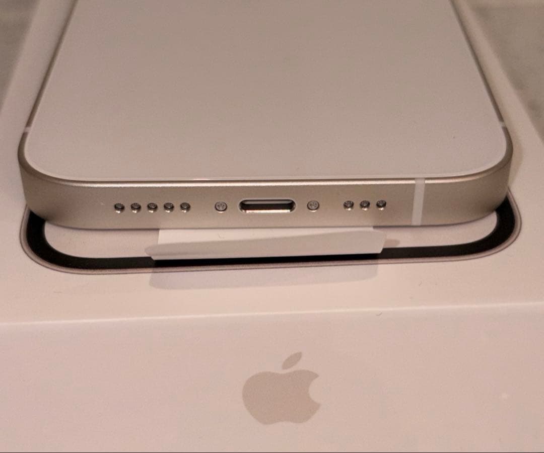 Apple iPhone 14 ホワイト128GB 本体 充電ケーブル付き