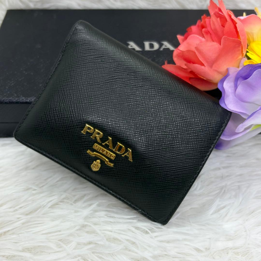 RFID搭載/美品✨️プラダ 二つ折り財布 サフィアーノ ピンク バイ