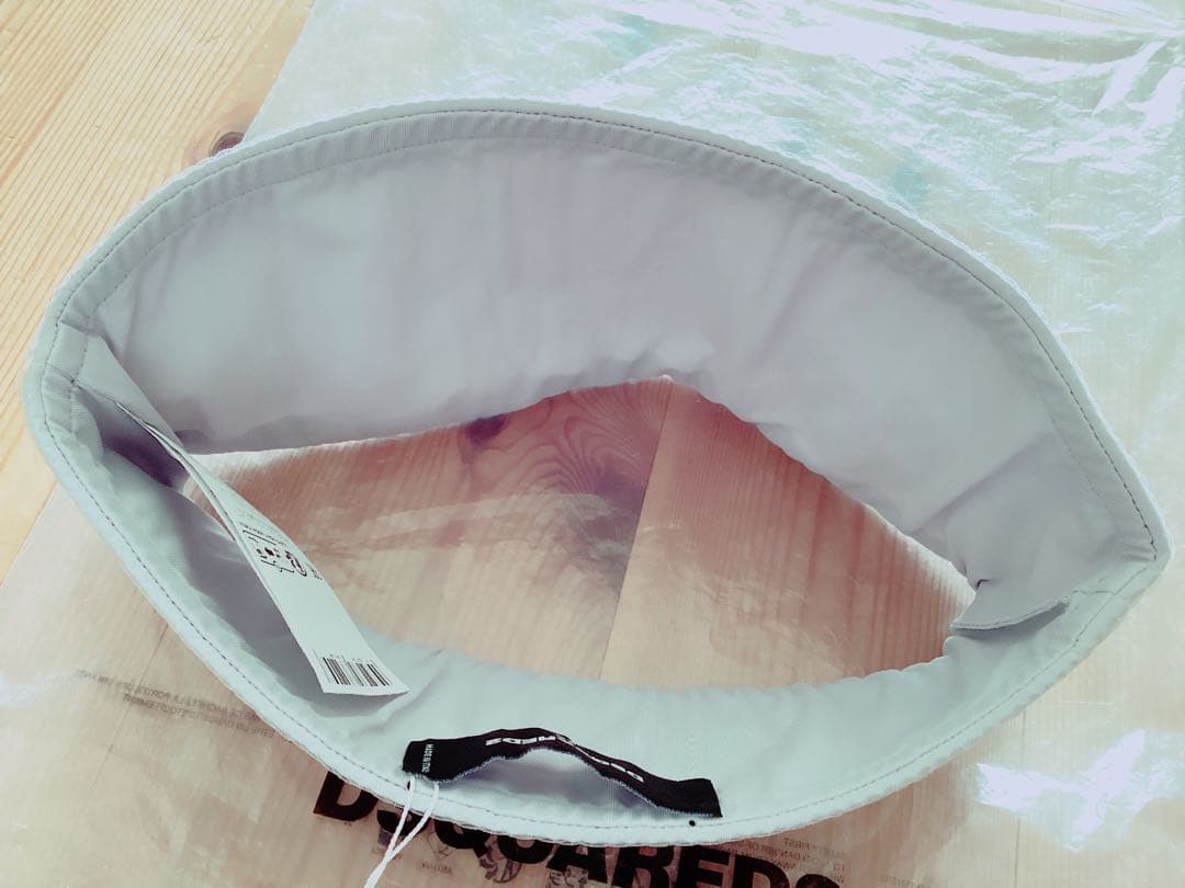 訳あり未使用品【DSQUARED2】スパンコール ベアトップ XS 56100円