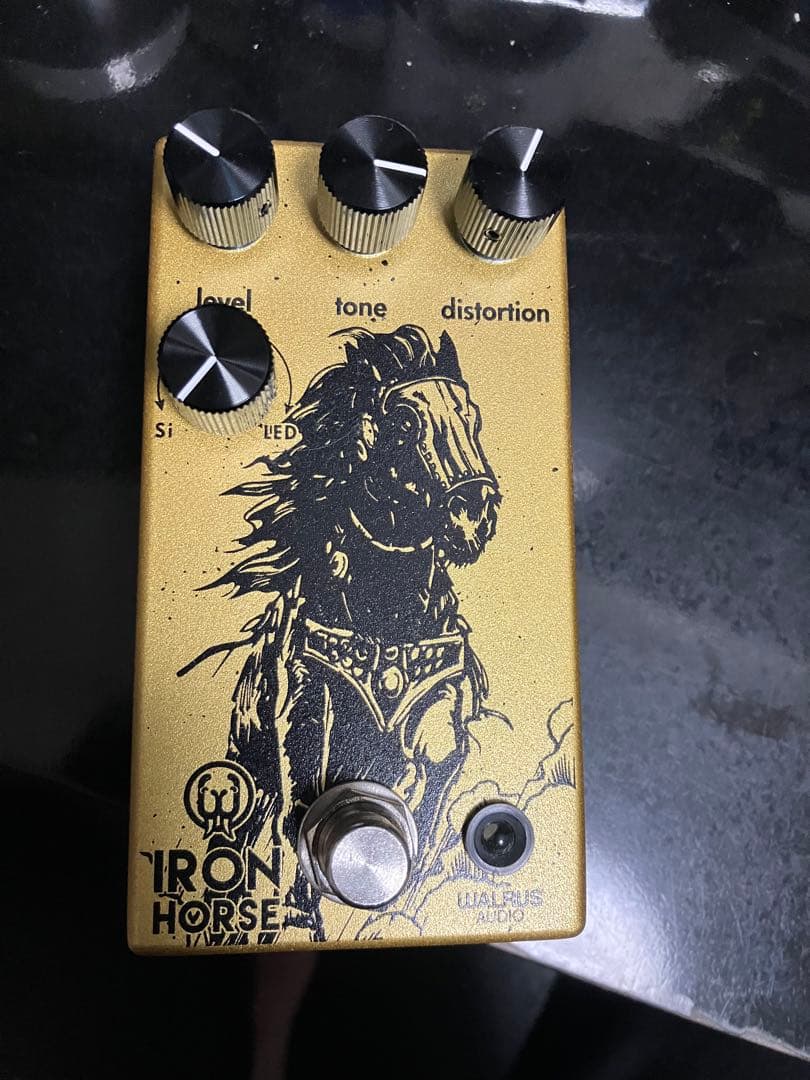 ギター Walrus Audio Iron Horse V3 Walrus Audio Iron Horse V3 Distortion Pedal - Perfect Circuit