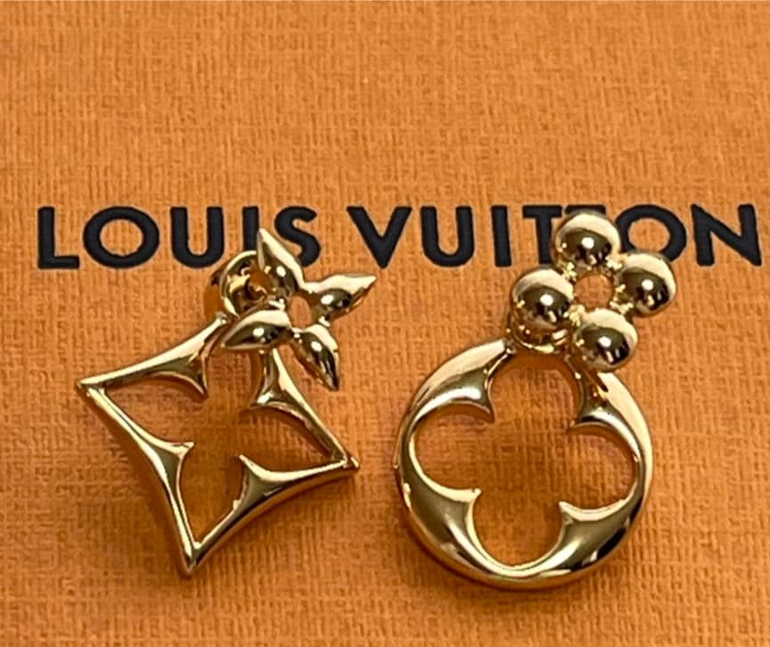 八様専用商品】 LOUIS VUITTON ピアス LV フラワーグラム - メルカリ