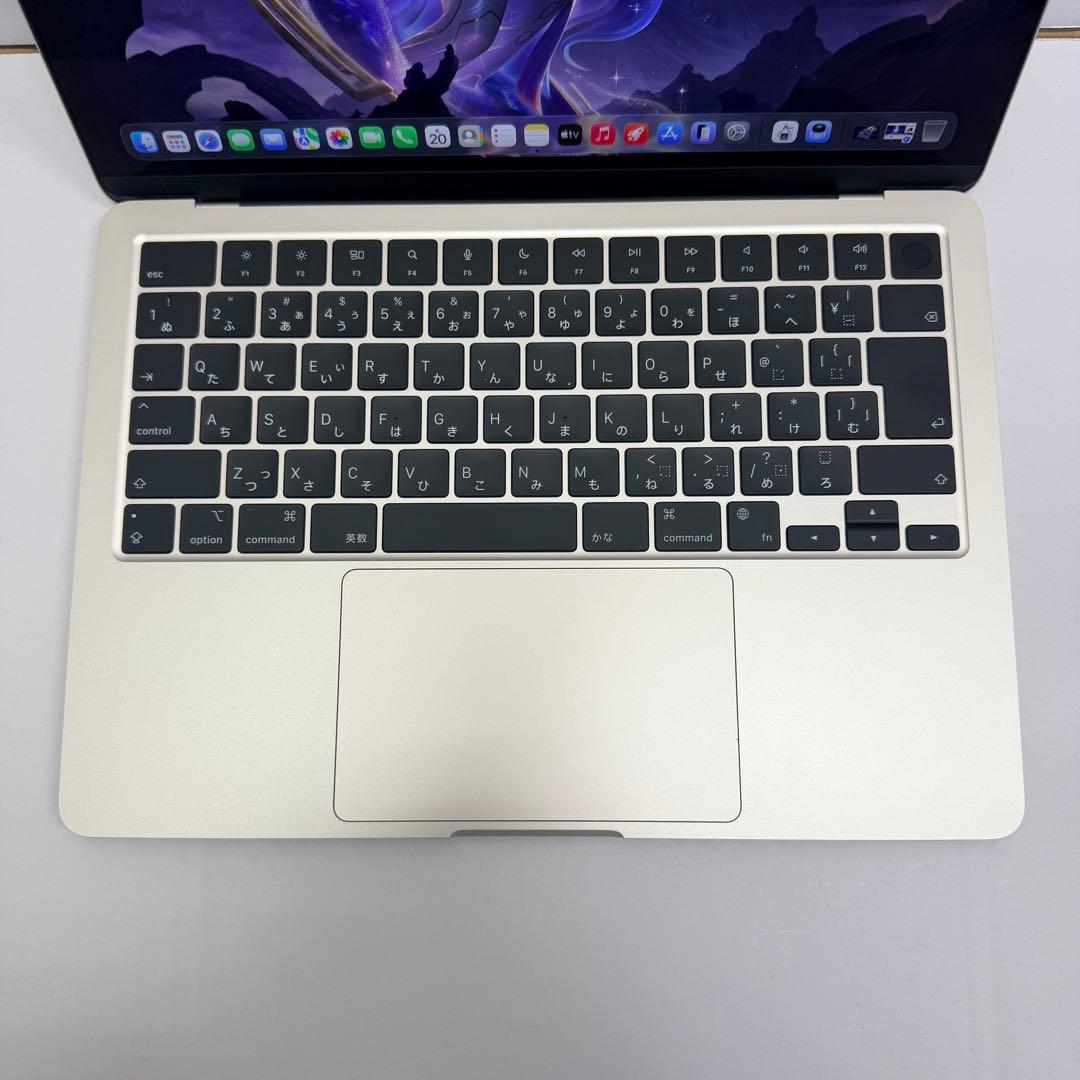 極美品 MacBook Air M2 13.6インチ・16GB /512GB