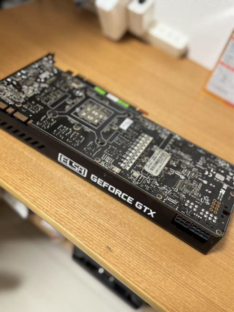 週末限定価格　ELSA GeForce GTX 1080 Ti 11GB