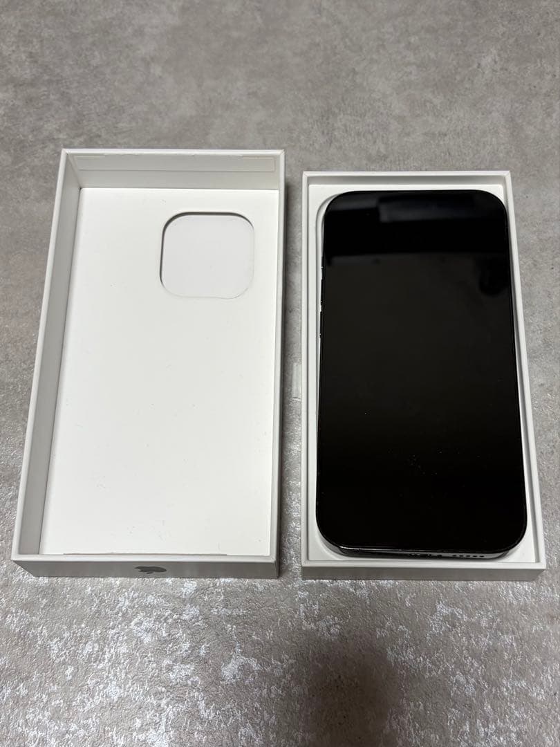 カナモリApple iPhone 14 Pro スペースブラック 本体