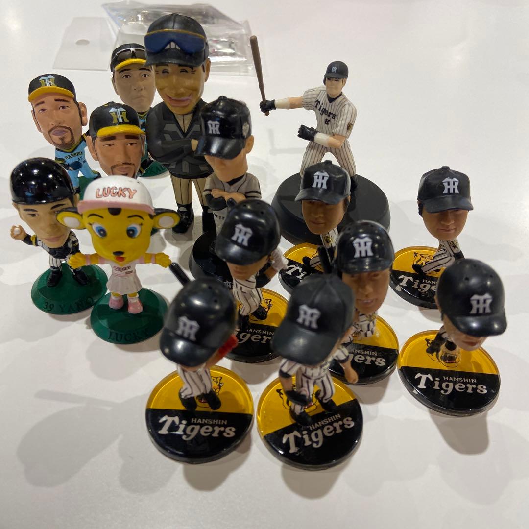 阪神タイガースフィギュア 15体セット - メルカリ