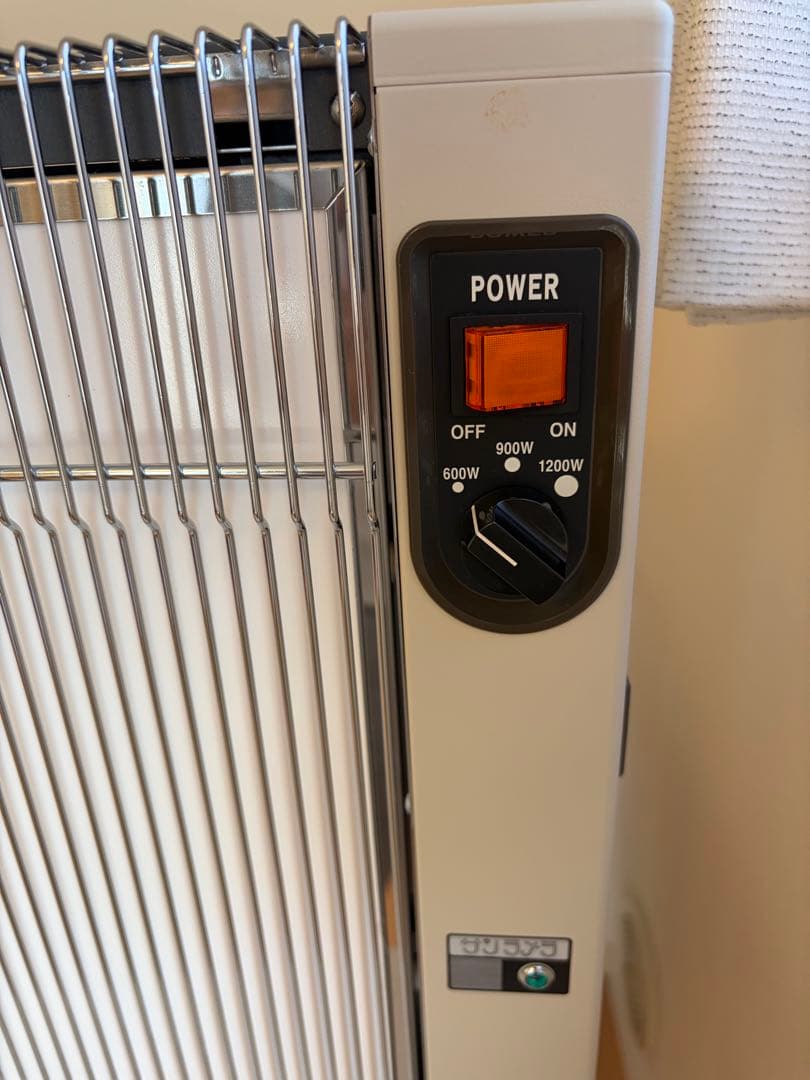 サンラメラ。セラミックヒーター 1200W