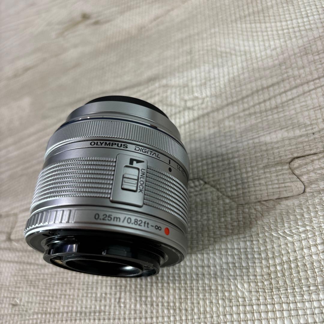 OLYMPUS M.ZUIKO 14-42mm ⅡR ズームレンズ✨美品✨️