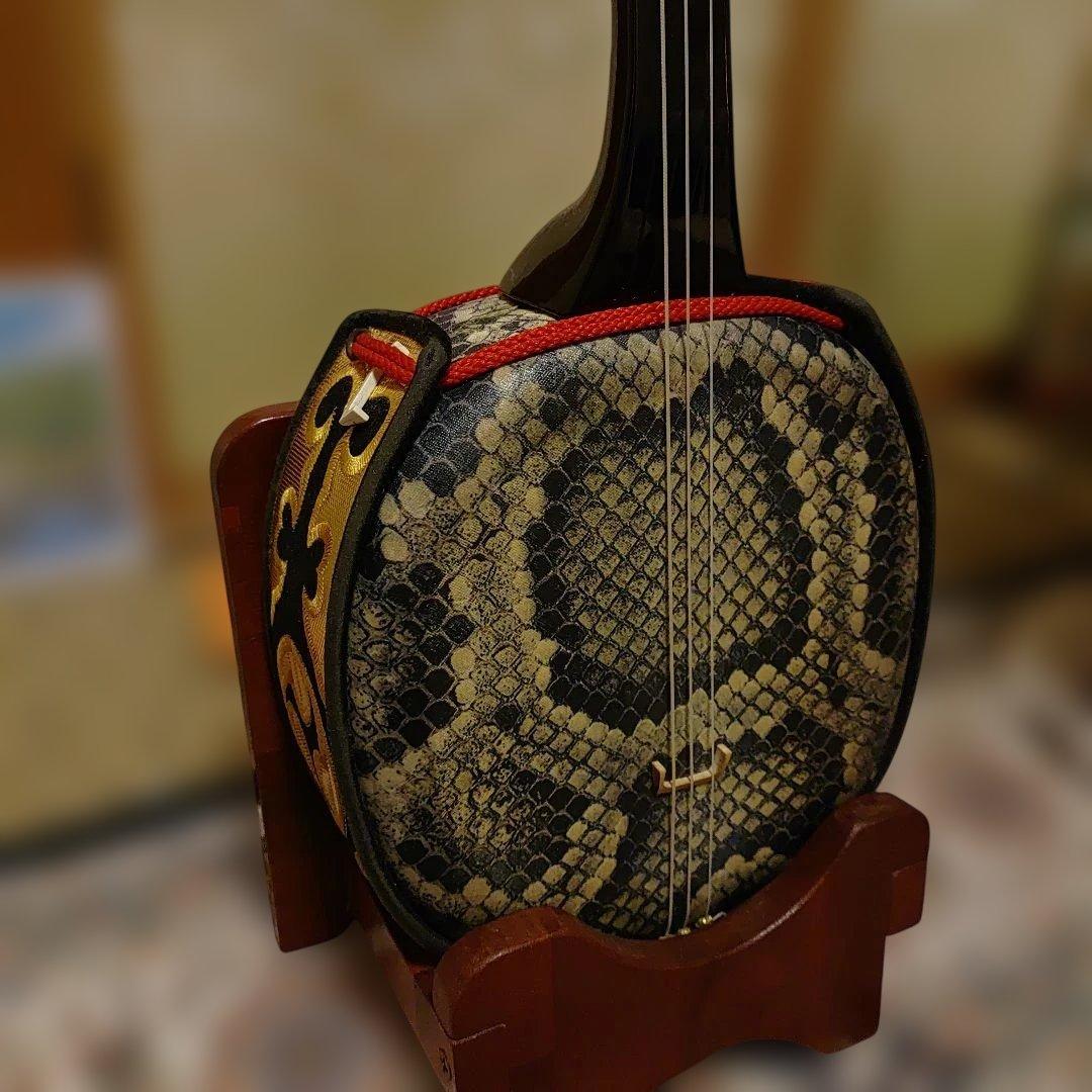 沖縄三線 黒木三線 真壁型 人工皮 三線 黒檀