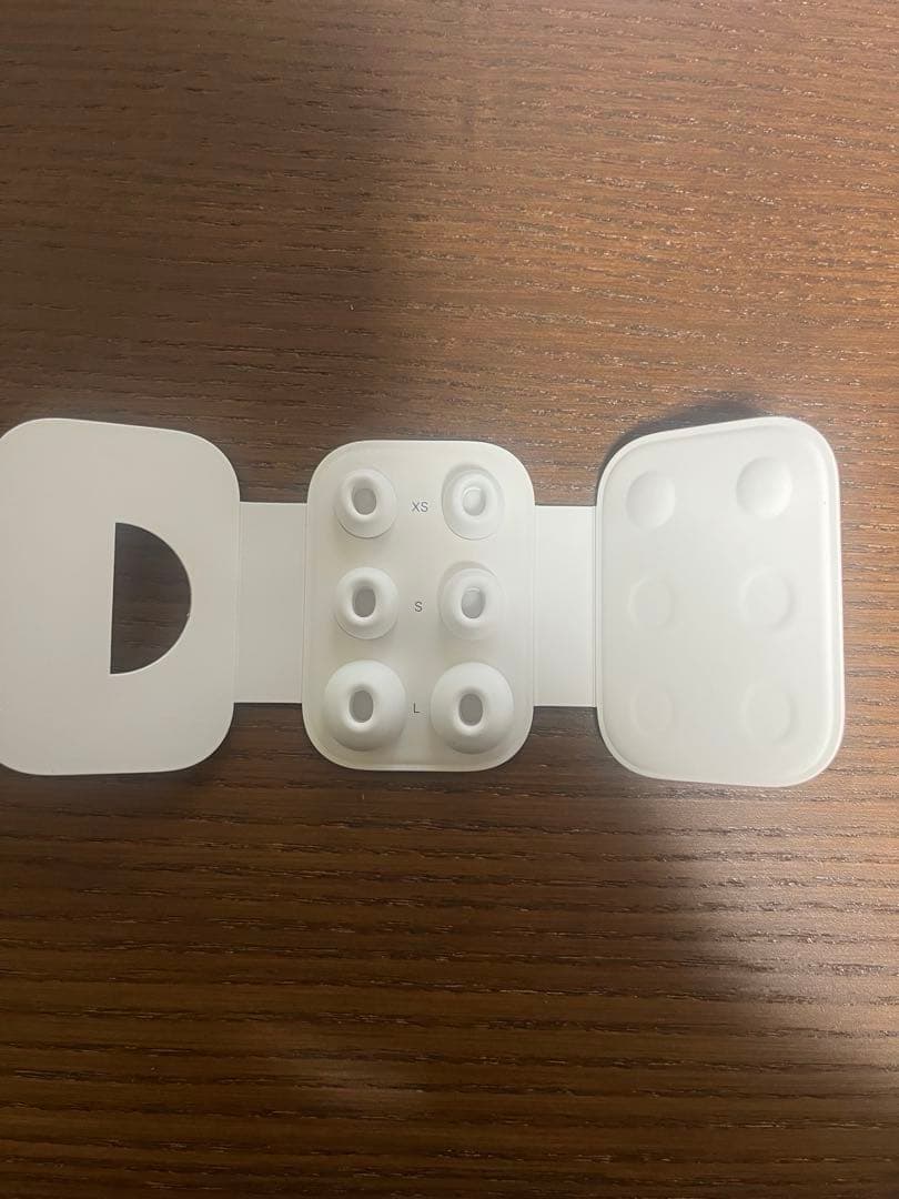 MacBook Air M2、AirPods Pro 2、trackpad