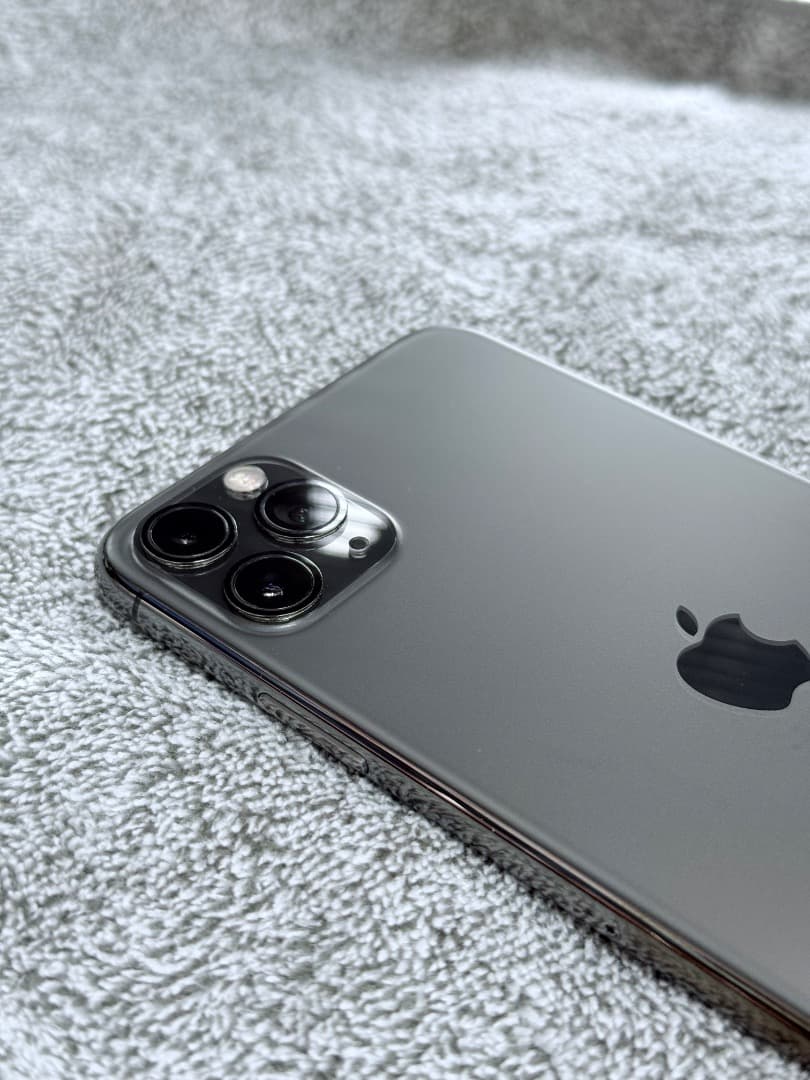 Apple iPhone 11 Pro Max 512GB シャッター音なし