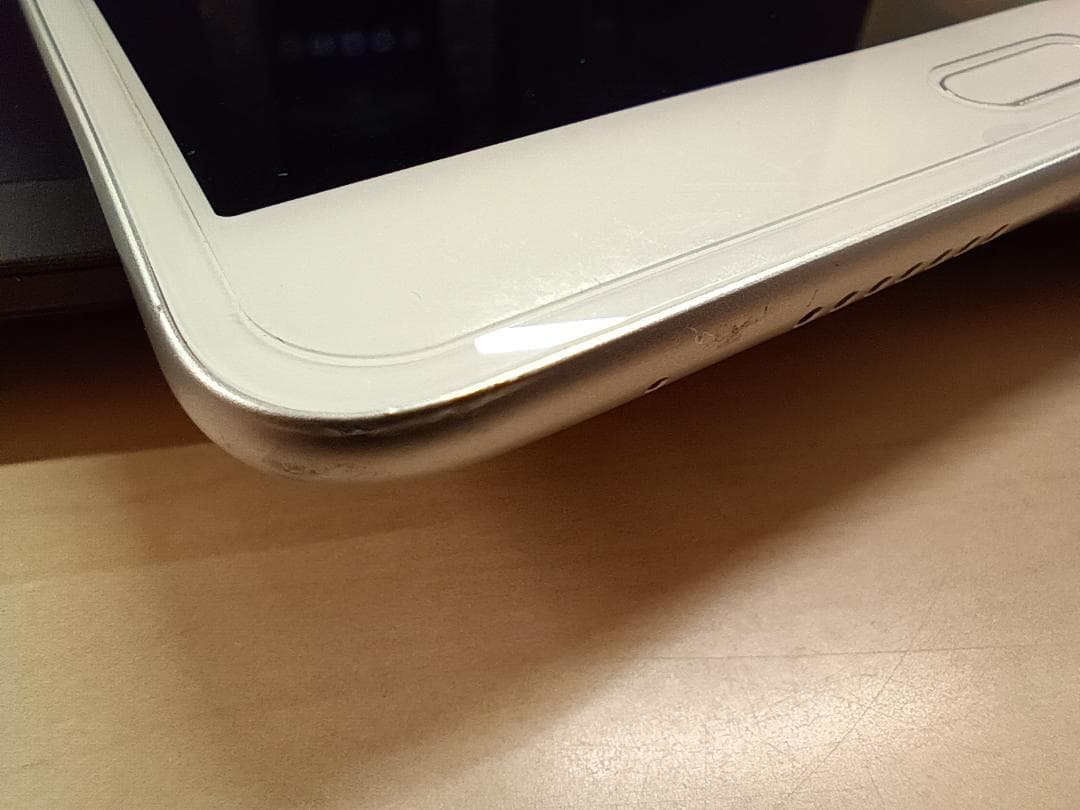 【極美・箱・カバー】docomo d-02k dtab 32GB Android