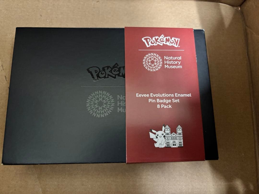 ポケモン イーブイ ロンドン自然史博物館限定 エナメルピンバッジ 8個