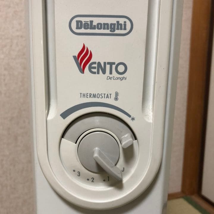 デロンギ オイルヒーター【直接引き取り限定】