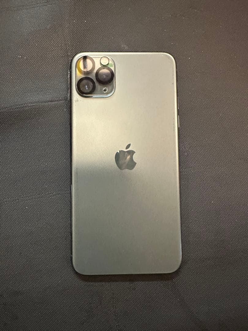 iPhone11Pro MAX 512ギガ　本体　SIMフリー　カバー　磁石付