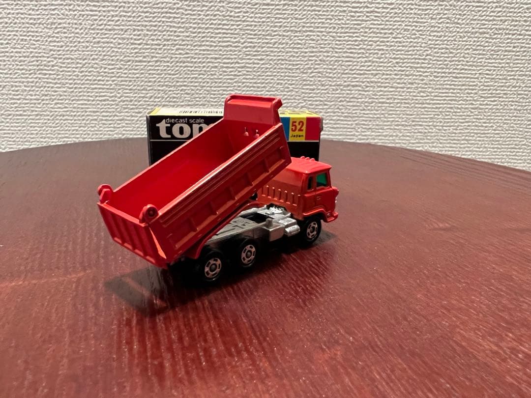 トミカ日本製 黒箱 No.52 日野ダンプカー オレンジ - メルカリ
