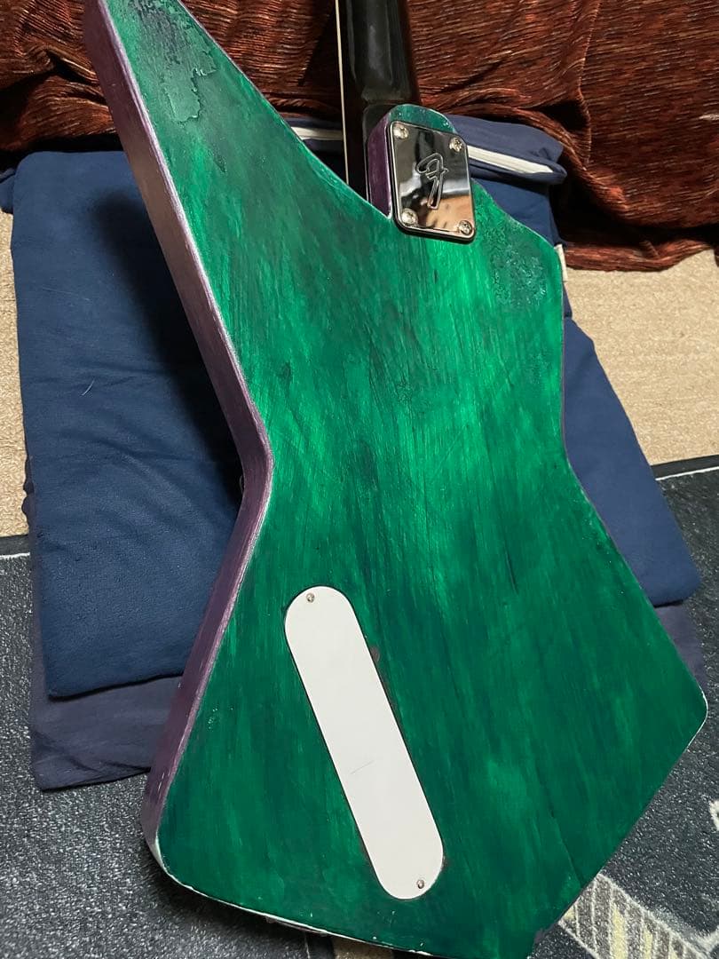 エクスプローラ エルボーカット コンポーネント エレキギター - メルカリ