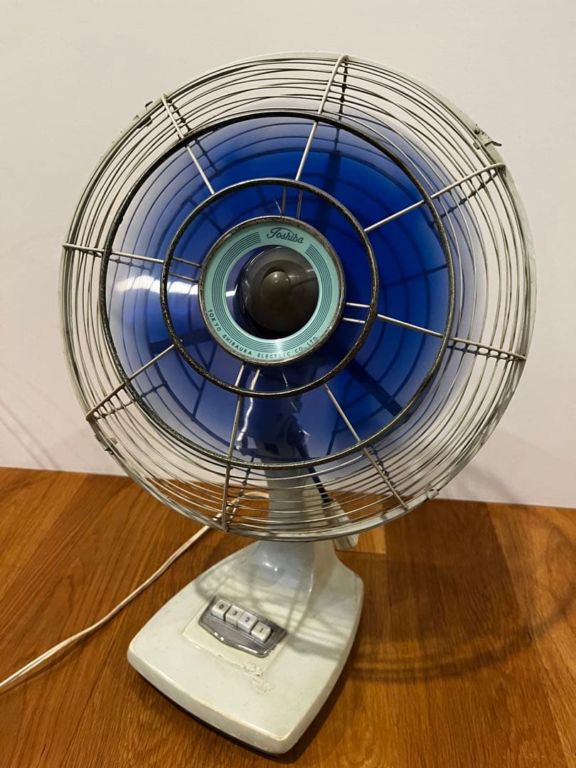 TOSHIBA 昭和扇風機　稼働・首振り確認済み　透明濃紺