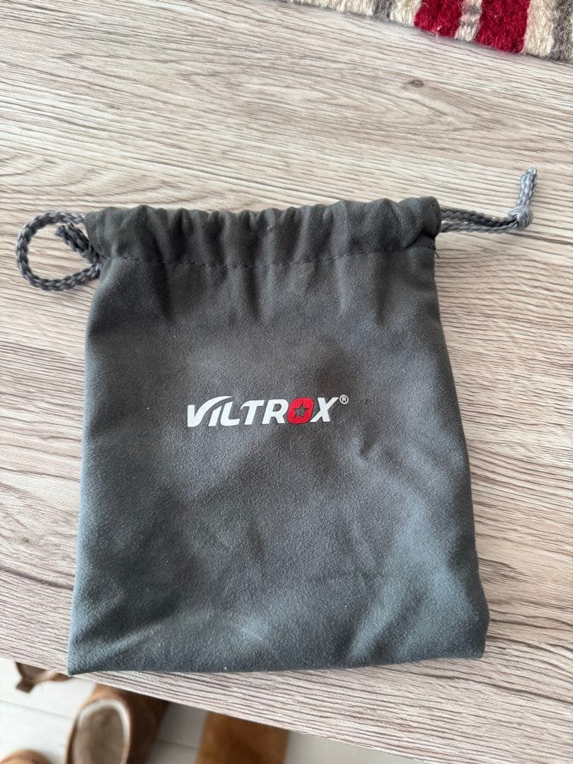 VILTROX AF 13mm F1.4 XF レンズ