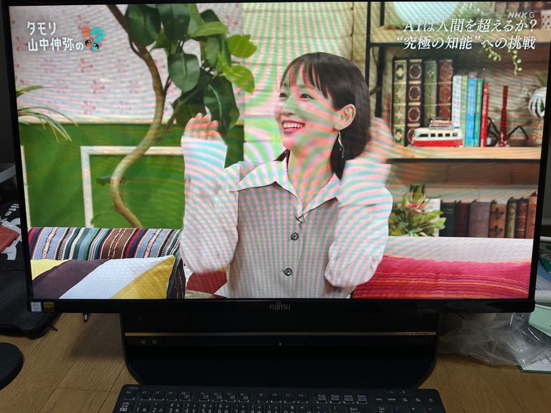 富士通　FMVF90B3B2 デスクトップパソコン Windows11、TV付き