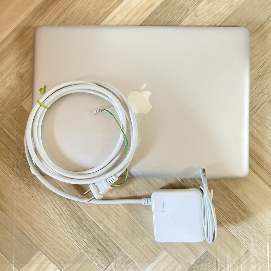 B1【Apple】 MacBook Pro 13インチ