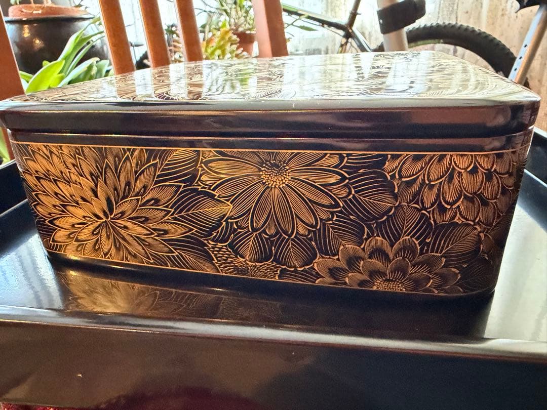 輪島塗 菊沈金彫詰 菓子器 共箱付き