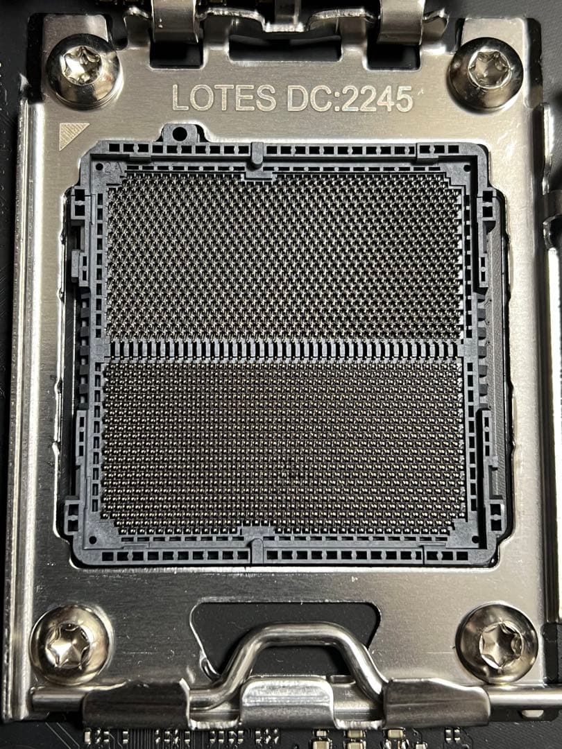 ASUS ROG STRIX X670E-F GAMING WIFIマザーボード