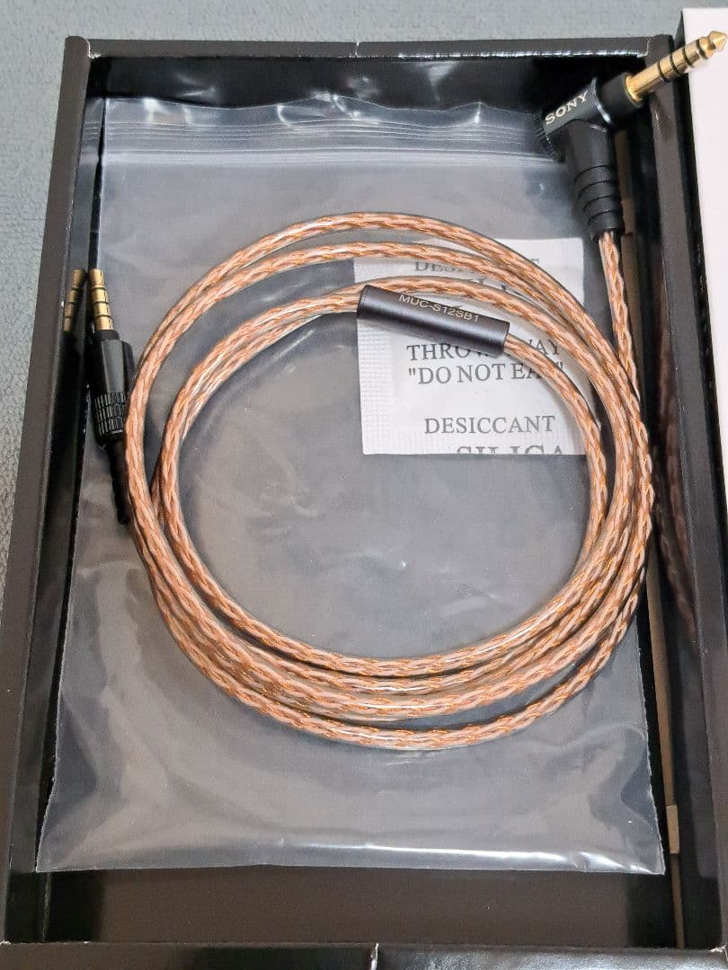 なつたろうさんのsony mdr mv1