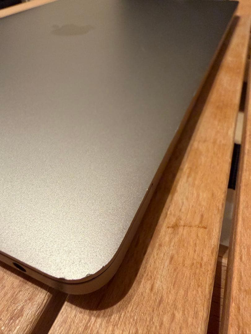 MacBook Pro 13-inch 本体　1TB メモリ16