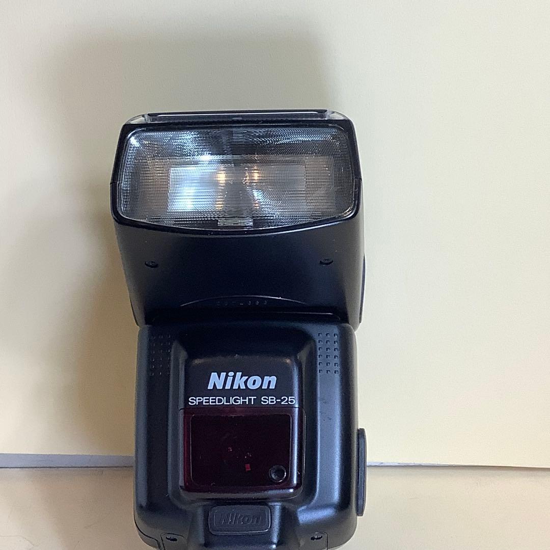 ★美品★ニコンF4S　３５～７５ｍｍ　2,8Dタイプ