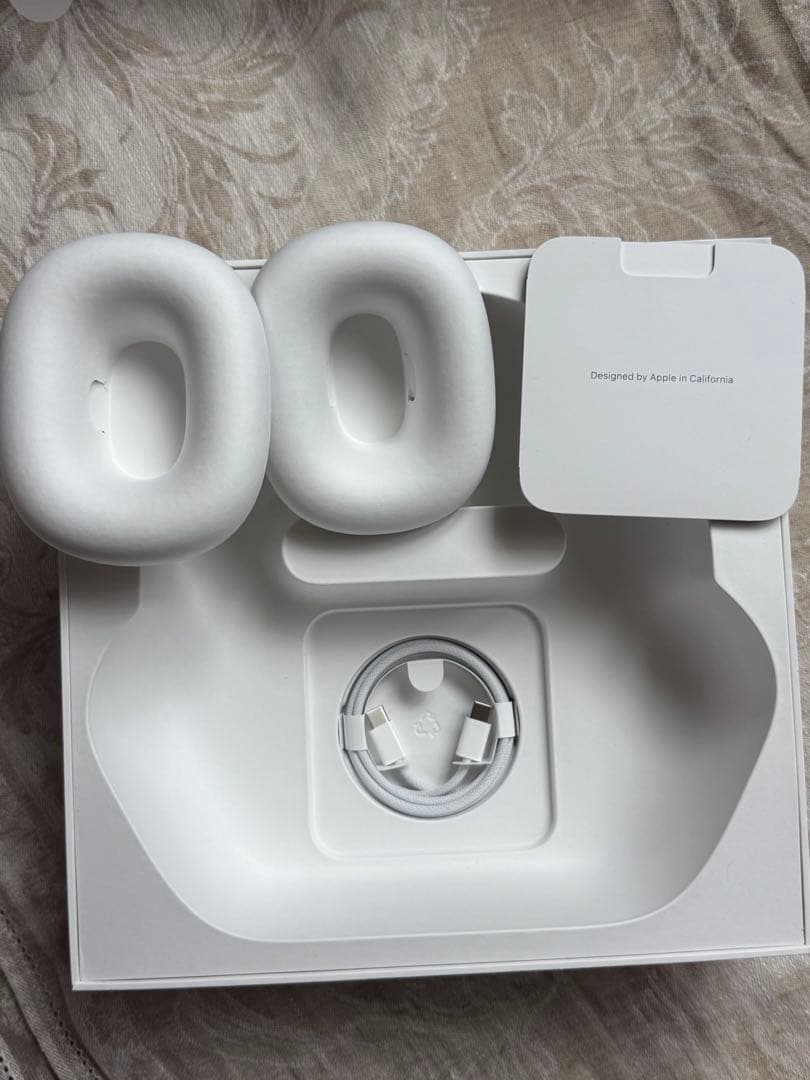 Apple AirPods Max 第2世代　スターライト