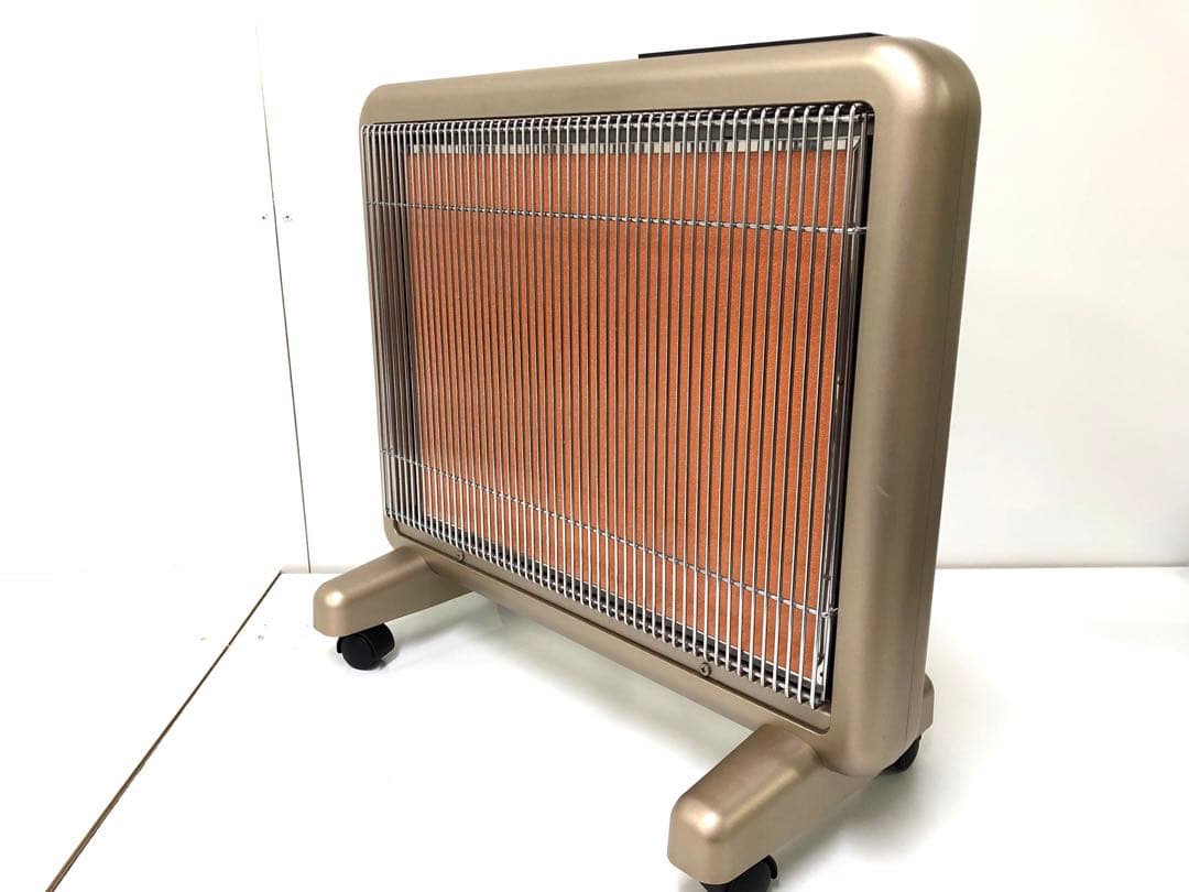 f879-24 サンルミエ・エクセラ7 遠赤外線暖房器　N700L-GR