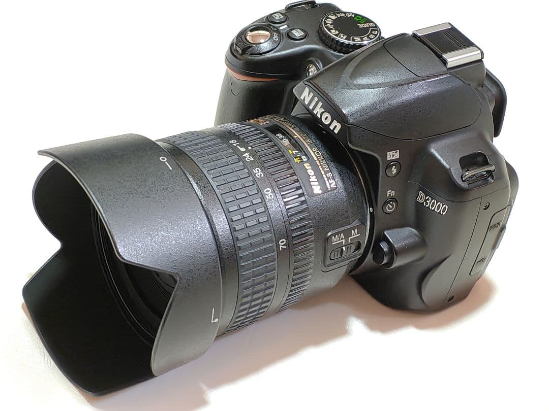 【値下げ】Nikon D3000 デジタル一眼 AF-S 18-70mmレンズ付 Amazon.com : Nikon D3000 10.2MP Digital SLR Camera with 18-55mm f