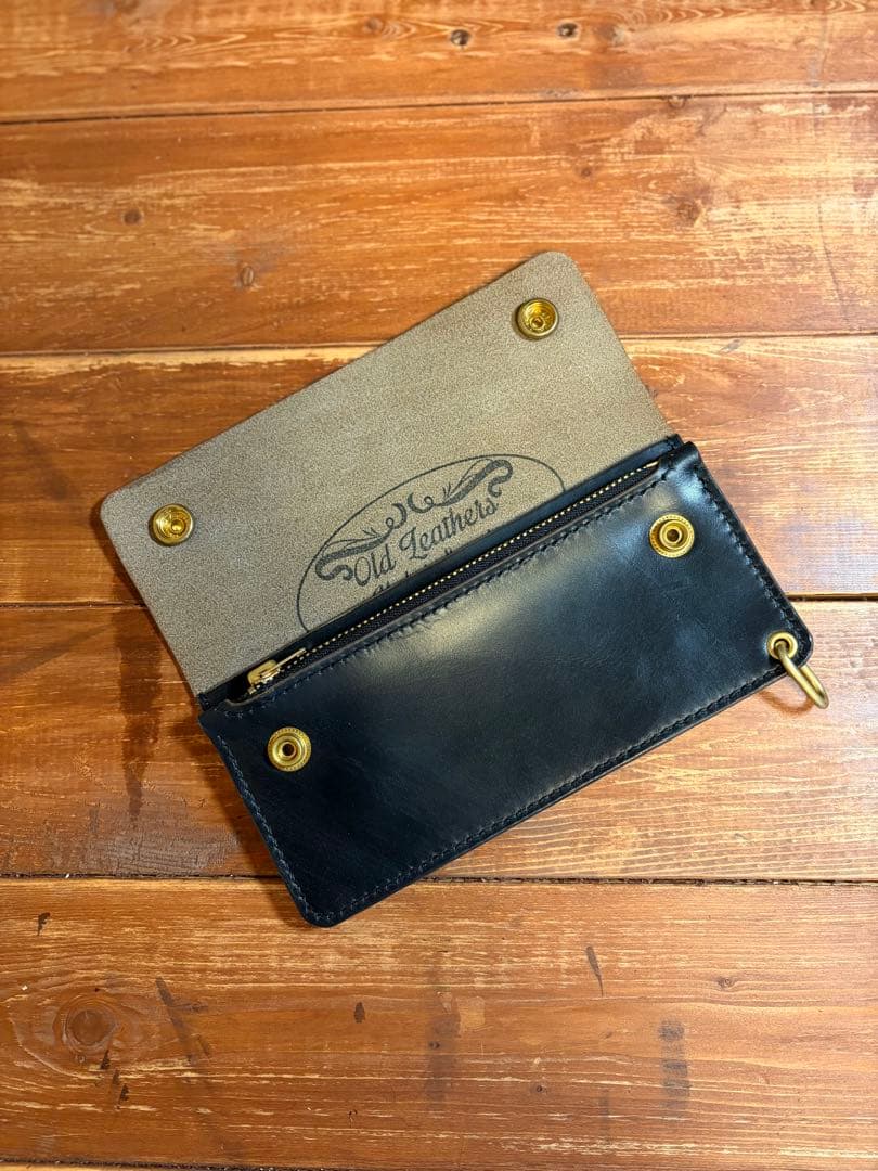 年末セール】トラッカーウォレッTW-00 クロムエクセル - メルカリ