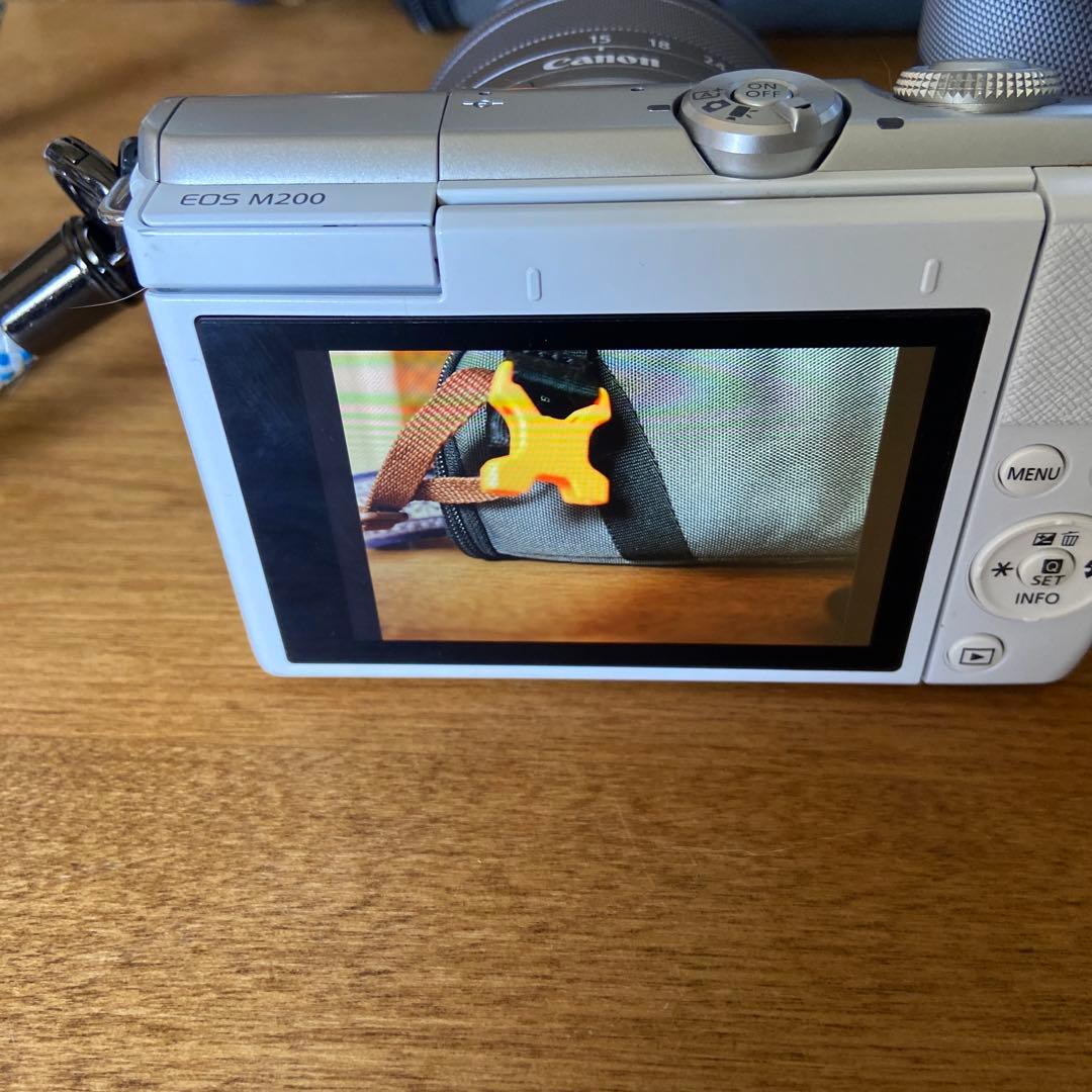 売約済み　山田　Wレンズ セット　Canon EOS M200