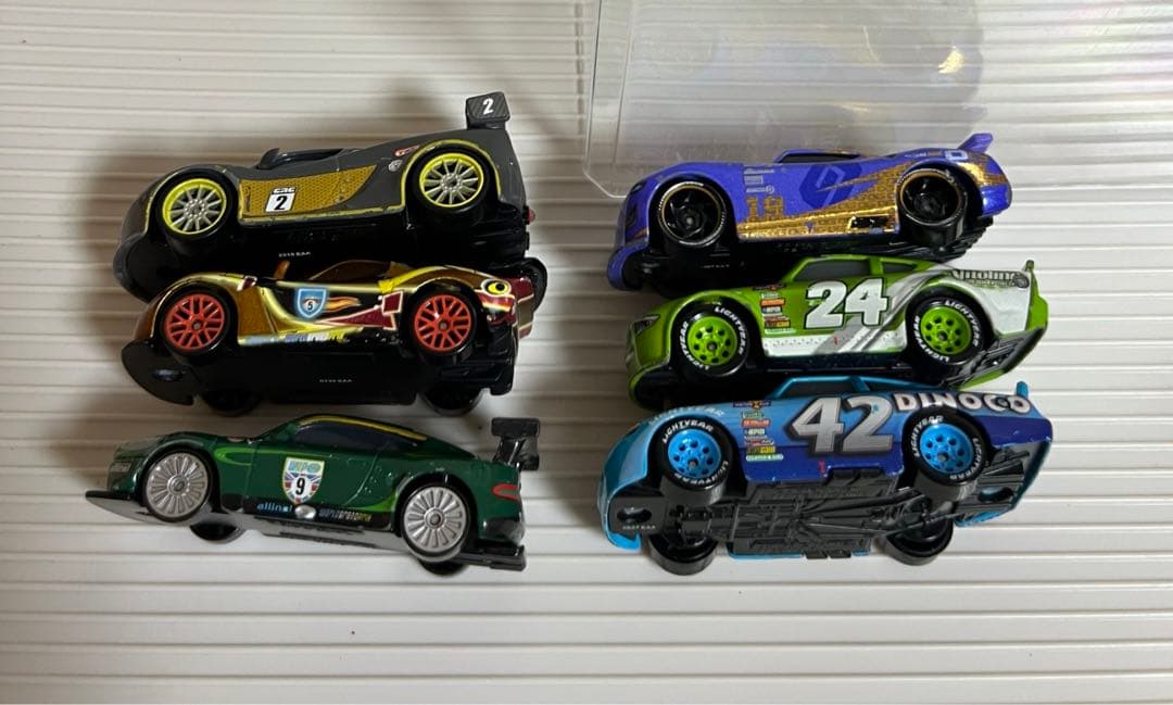 カーズ、ミニカー（マテル）ミゲルカミーノ、ルイスハミルトン