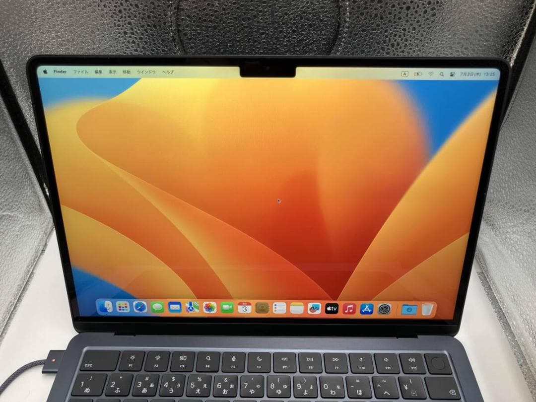 美品　MacBook Air 13.6インチ M2 8GB 512GB