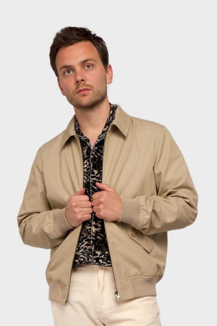 A.P.C. アーペーセー ハリントンジャケット ベージュ Lサイズ - メルカリ