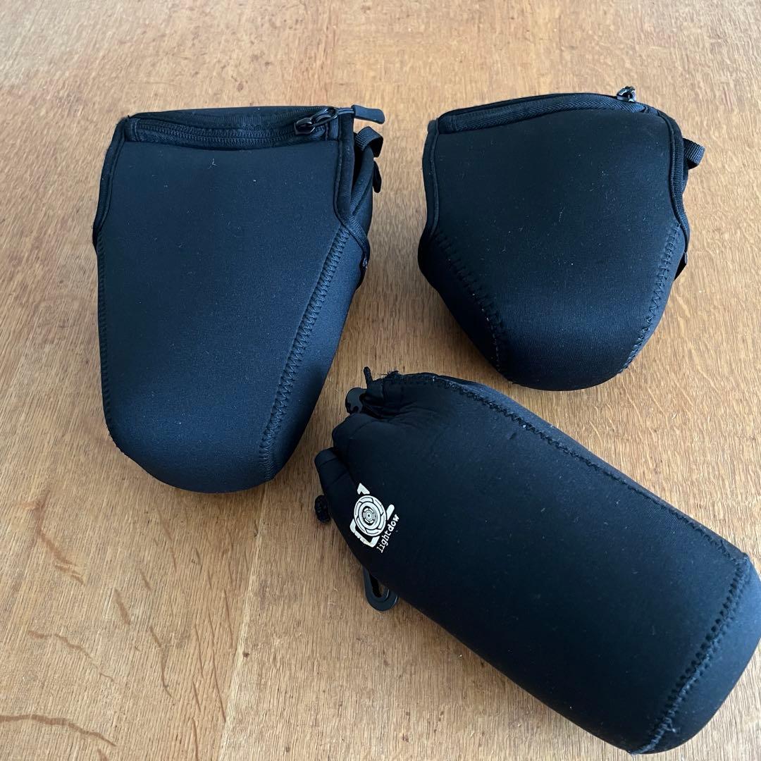 Nikon D3500 デジタル一眼レフカメラ ダブルズームキット、収納ケース付