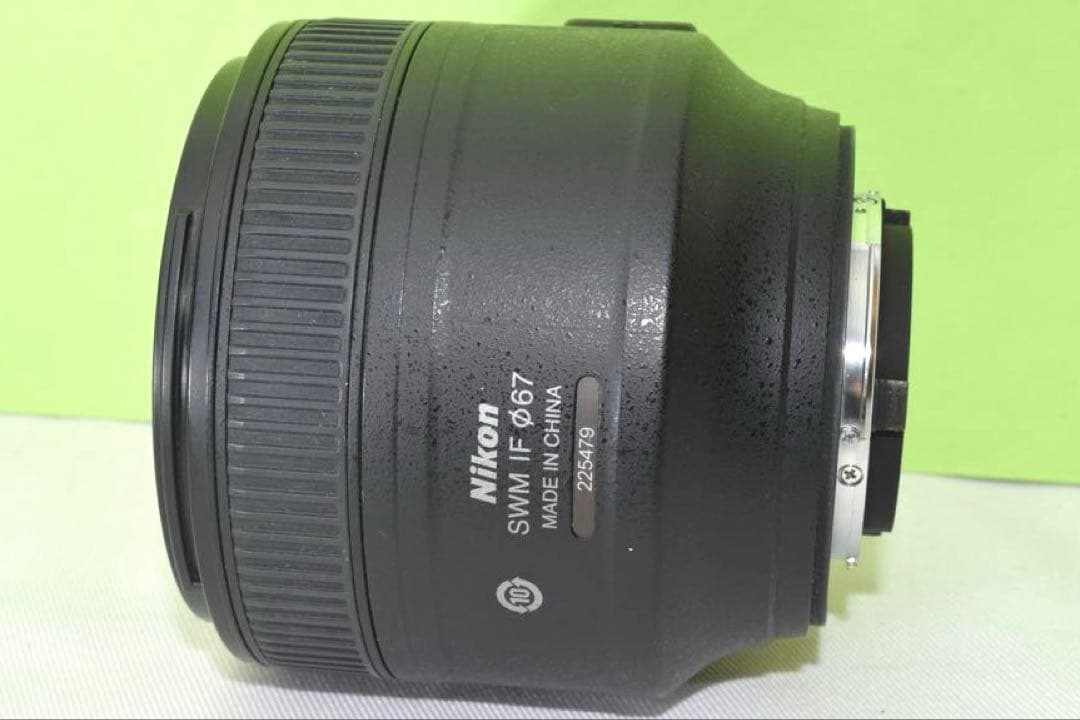 Nikon 85mm ☆送料無料☆