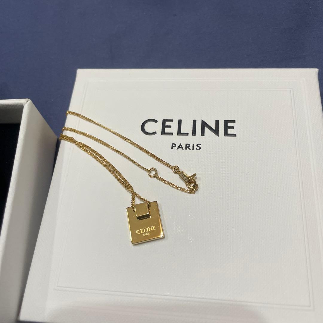 廃盤】セリーヌイニシャルネックレス K - メルカリ