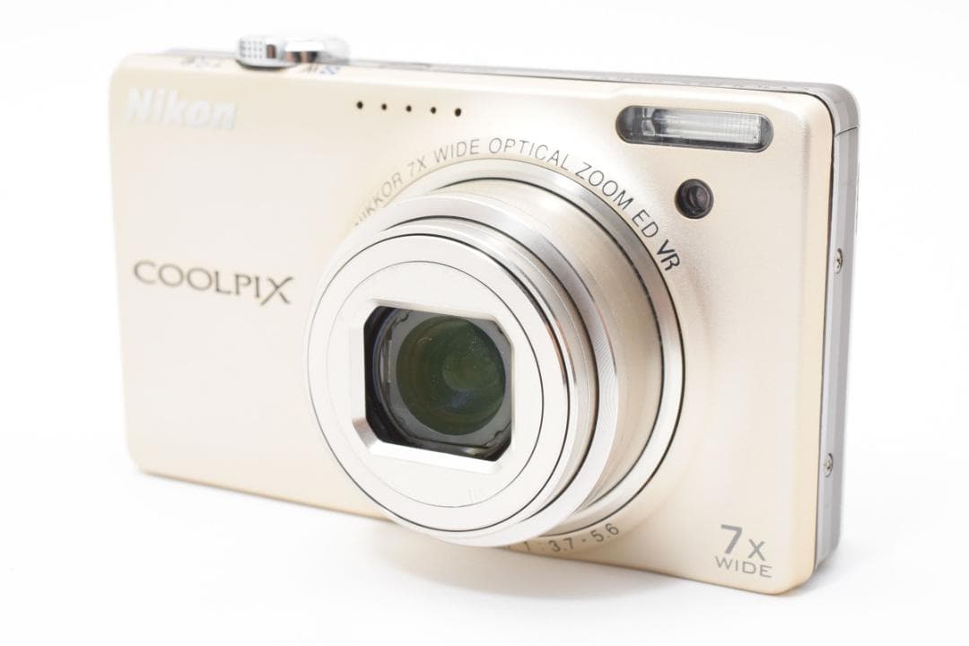 【極美品】Nikon COOLPIX S6000 シャンパンシルバー　動作確認済