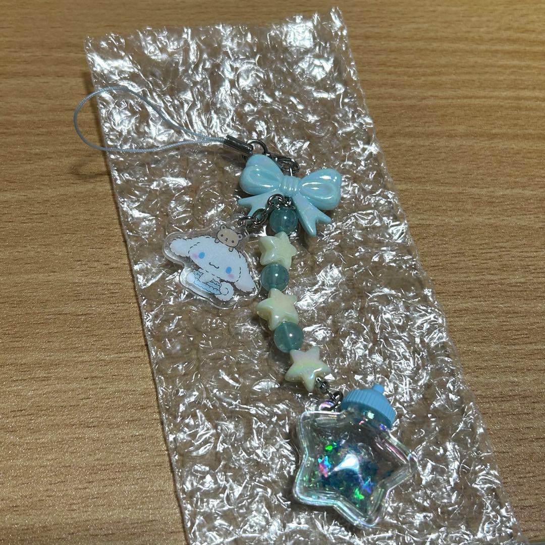 サンリオキャラクターズ シークレットストラップ 星屑ベイビーボトル