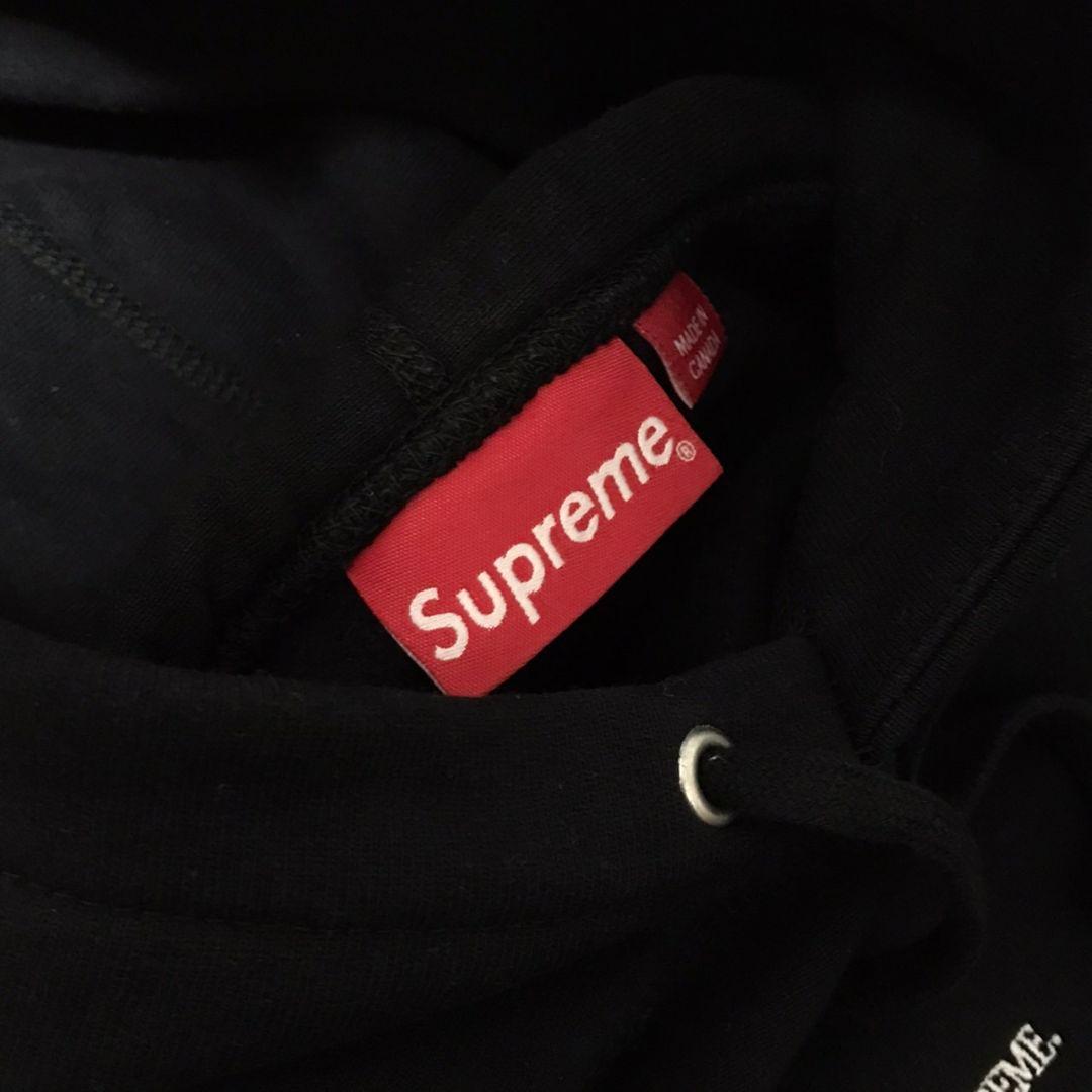 《中古美品》Supreme シュプリーム ロゴ フーディ パーカー ブラック