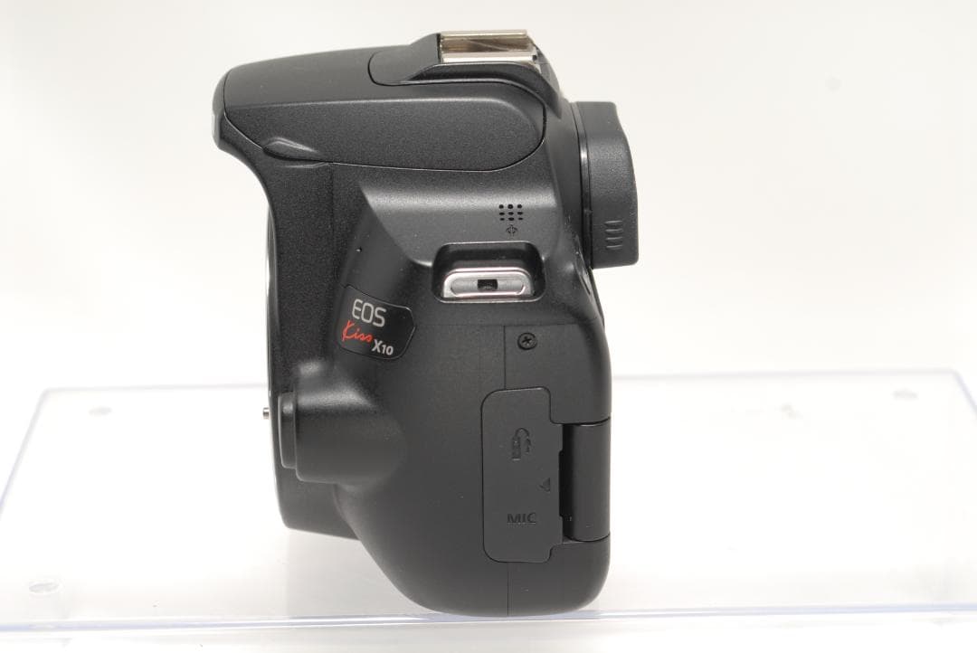 ☘️付属品多数✨Wi-Fi搭載☘️Canon kiss x10 ダブルズーム