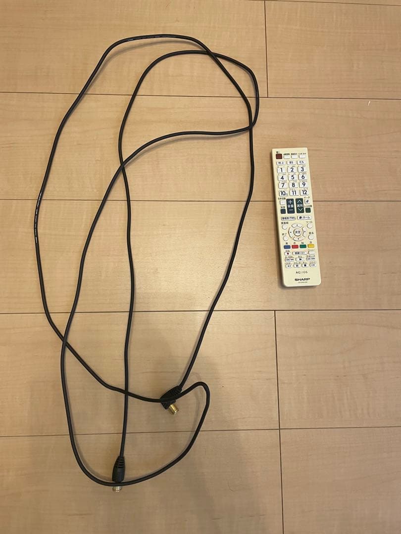 【ちょき】シャープ　液晶テレビ　32インチ　品番:LC-32J10