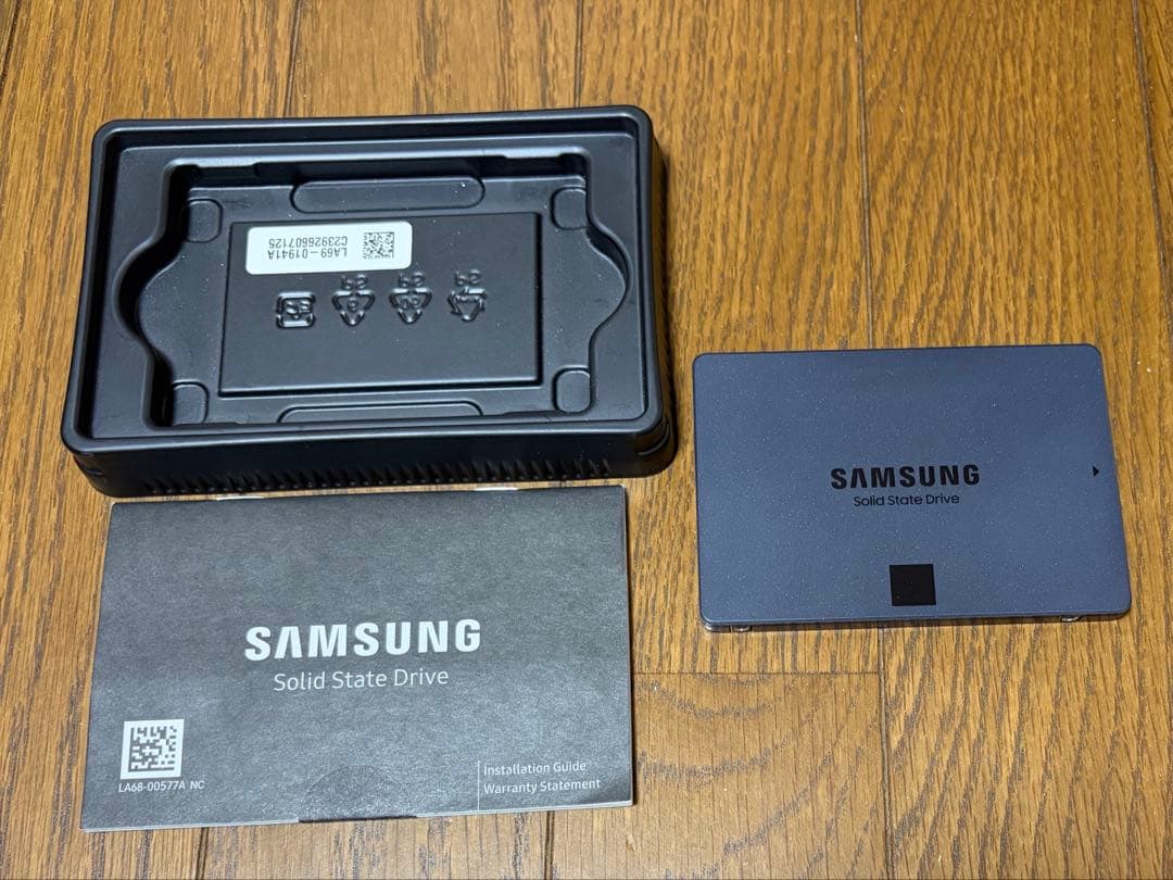 【未使用】samsun ssd 870qvo 4tb