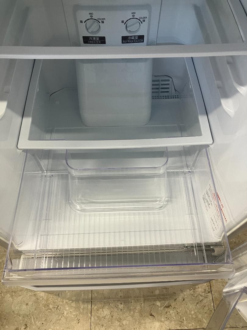 MITSUBISHI 冷凍冷蔵庫 MR-P15E-S 146L 2019年製